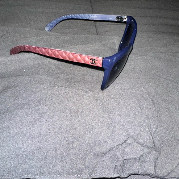 Navy blue and brown, authentic Chanel sunglasses main image 4